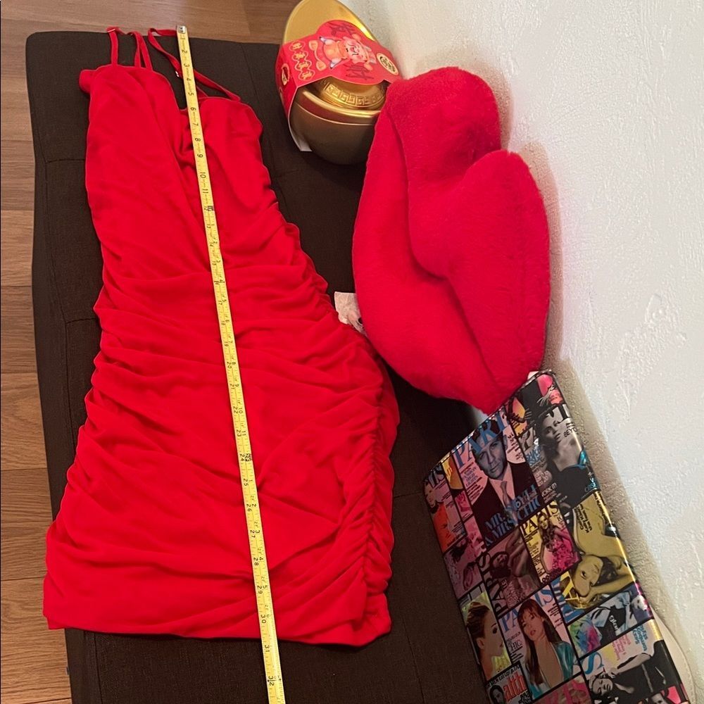 # 1045+ Elegant Red Ruched Dress - Picture 3 of 4